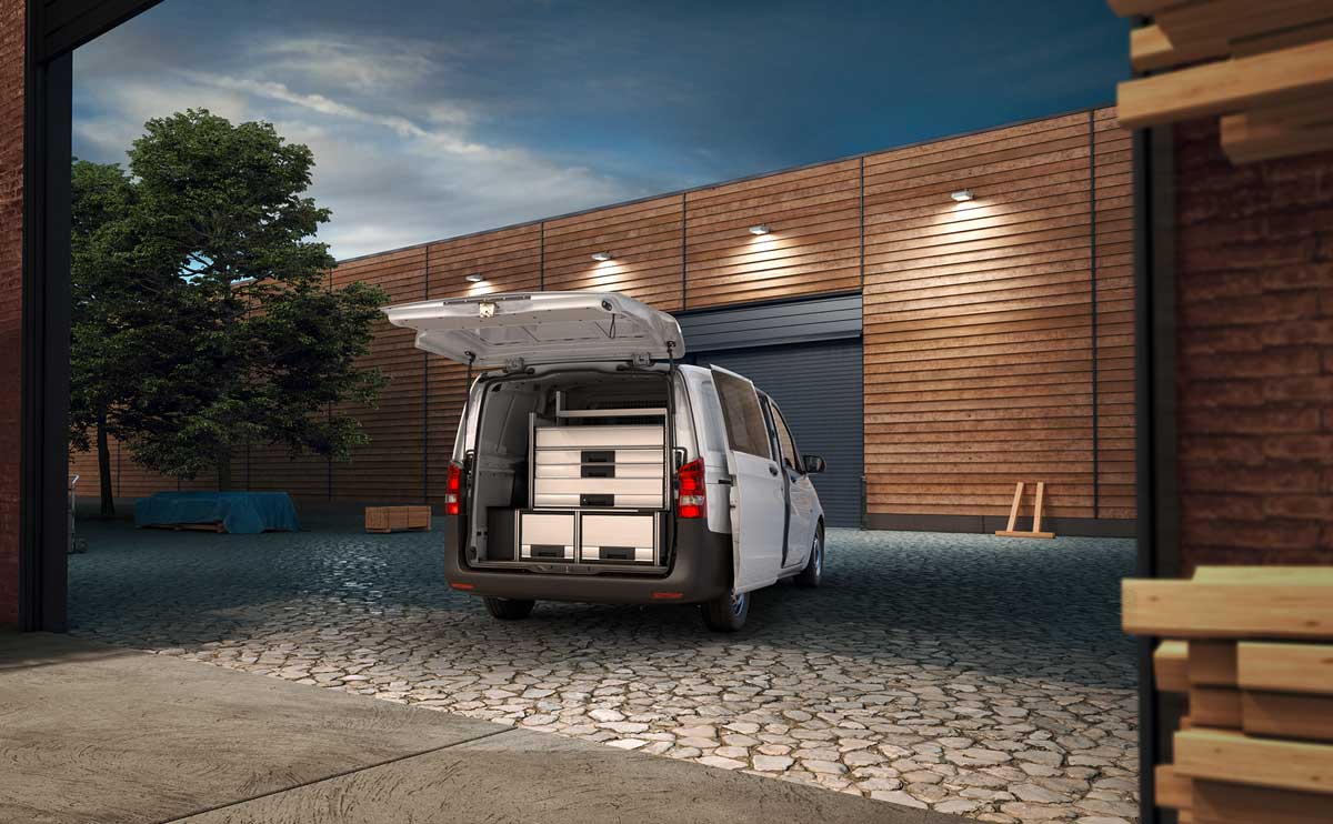 Mercedes Vito sistema di allestimento furgoni