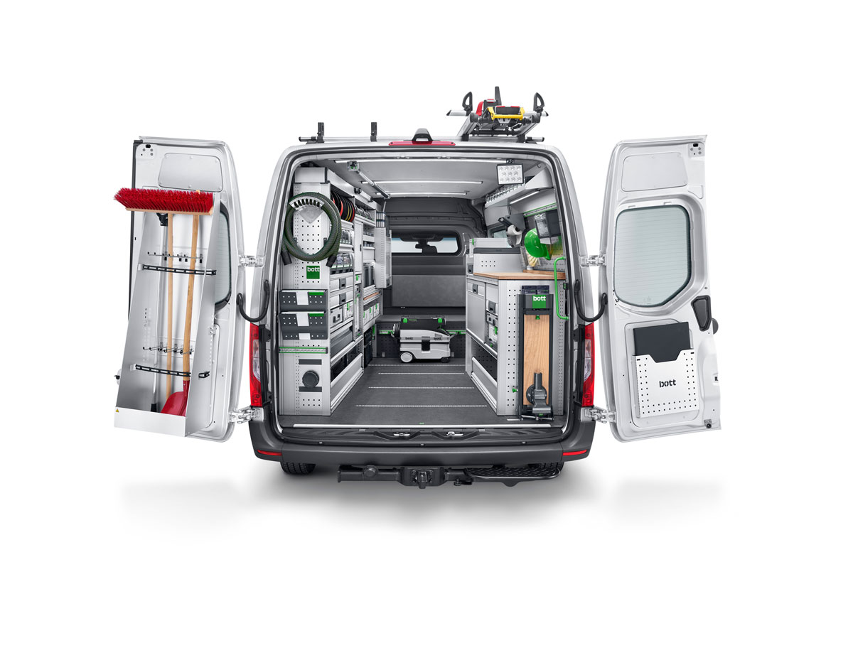 Allestimento furgone Mercedes Vito van racking: Fissaggio del carico